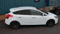 Ford Focus 3 Hb Krom Cam Çerçeve Çıtası 2012-2015 arası