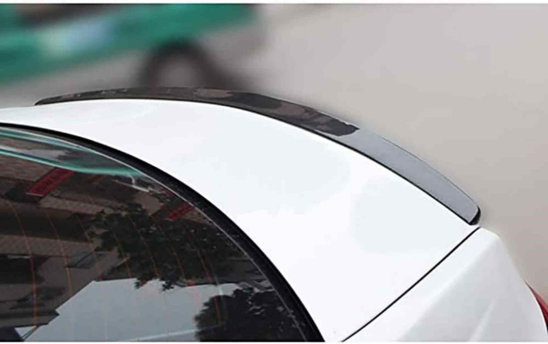 Mercedes w207 boyalı (Pianoblack) spoiler 2010-2016 arası