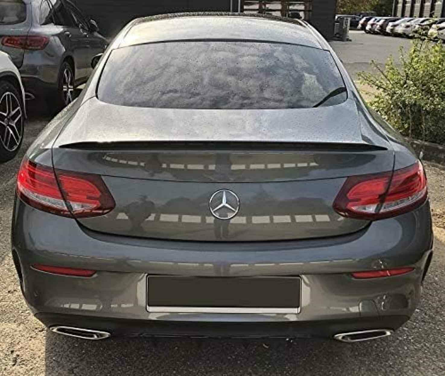 Mercedes w205 coupe boyalı spoiler (Pianoblack) 2015-2021 arası