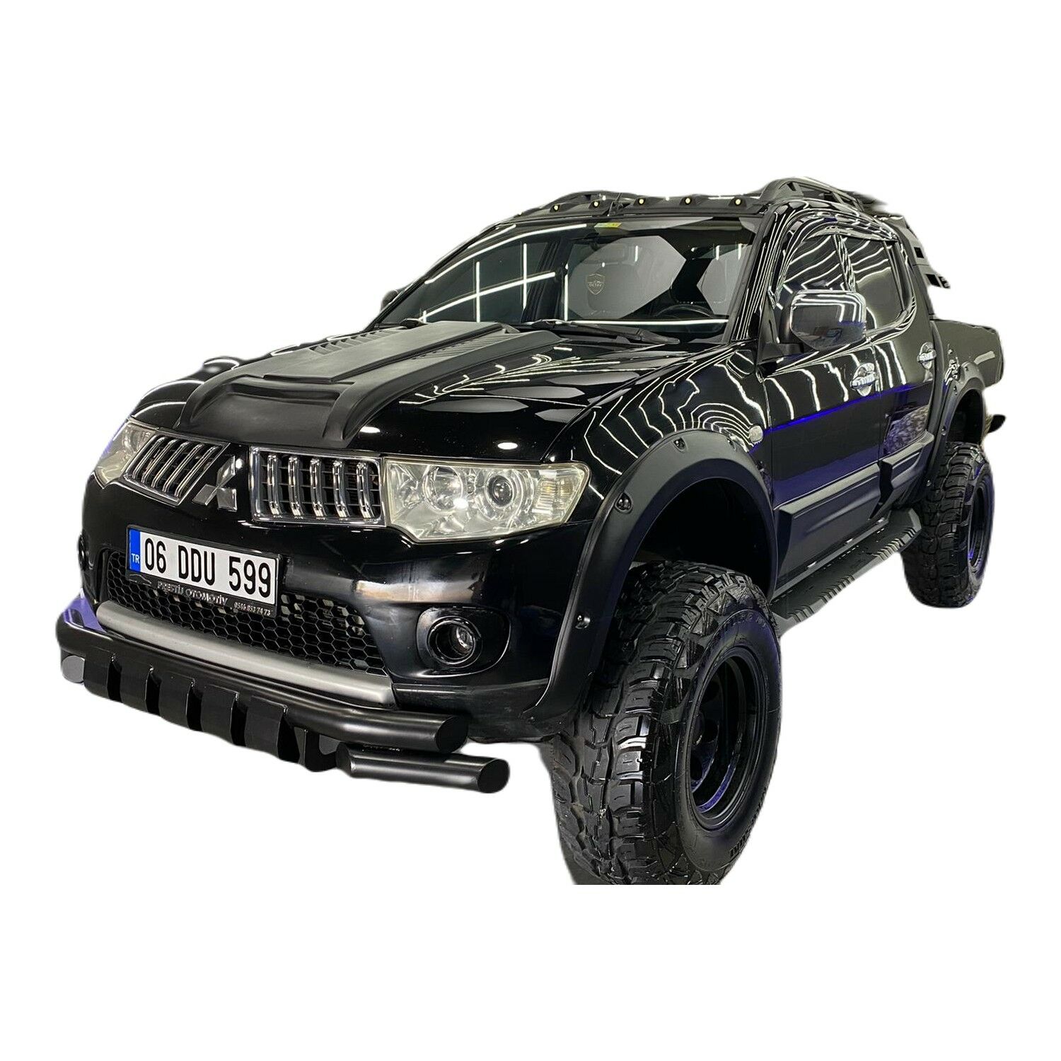 Mitsubishi L200 Triton Çamurluk Dodik Seti 2010-2014 arası modeller (vidasız model)
