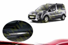 Peugeot partner tepee kapi esigi 2008 Sonrası Niken