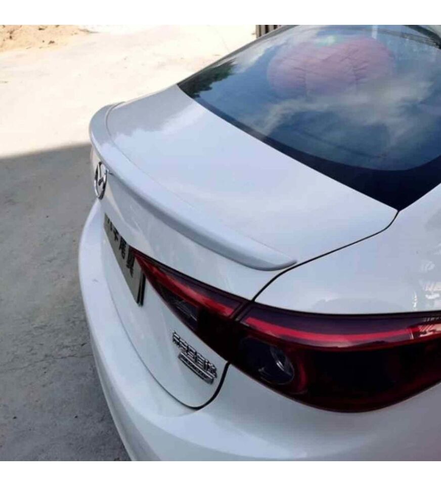Mazda 3 Boyalı Spoiler (Pianoblack) 2015+ sonrası modellere uyumlu