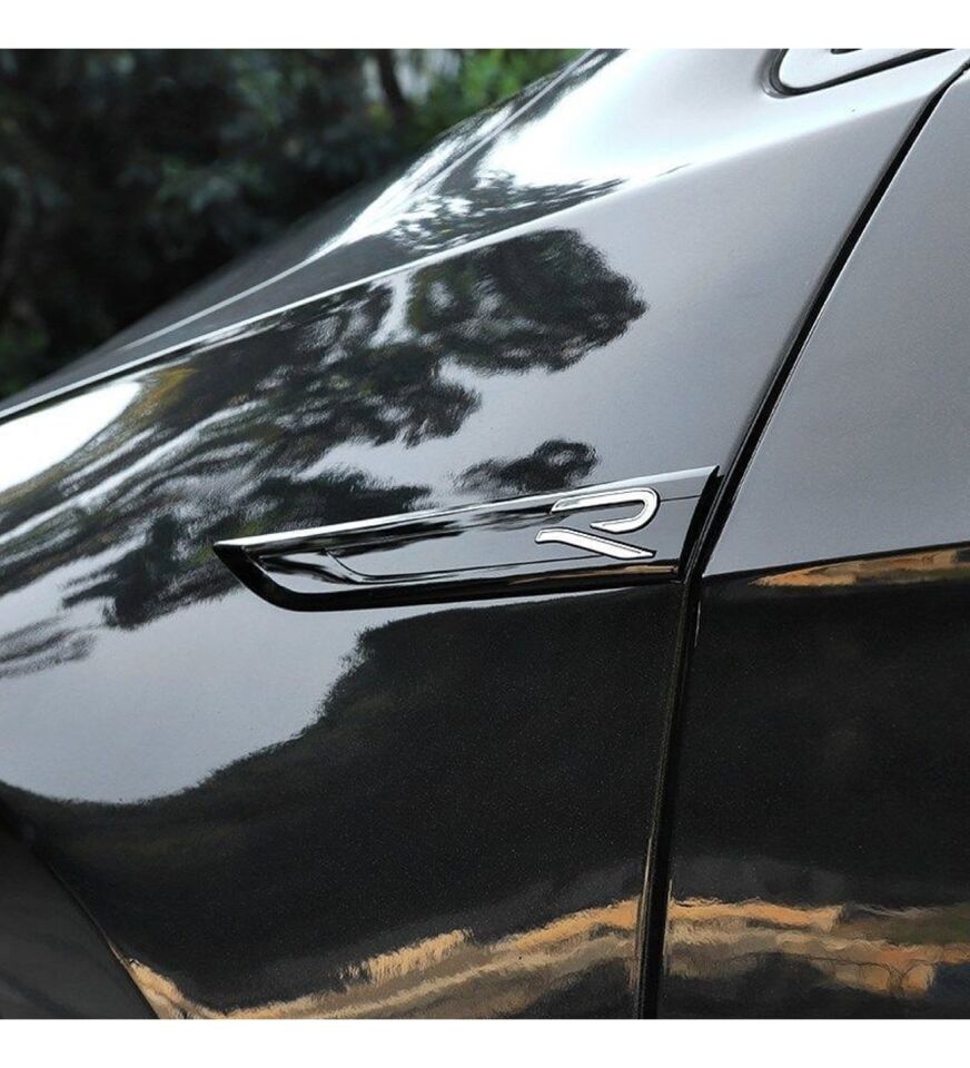 Vw Golf 8 çamurluk arması 2'li Siyah-Nikelaj