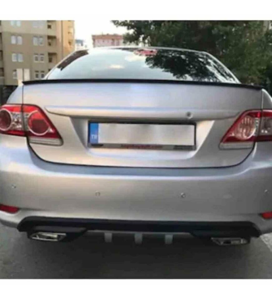 Toyota Corolla uyumlu üniversal difüzör Siyah 2001-2006 arası