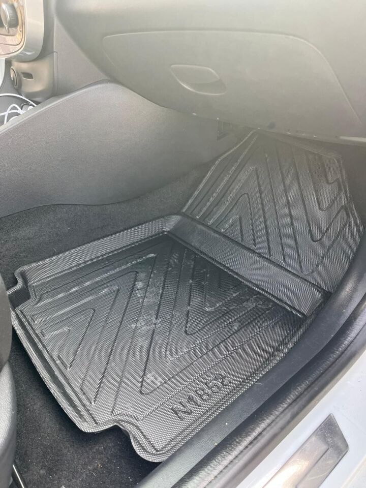 Renault Clio 4 Premium Havuzlu Oto Paspas 2012-2019 Arası Uyumlu