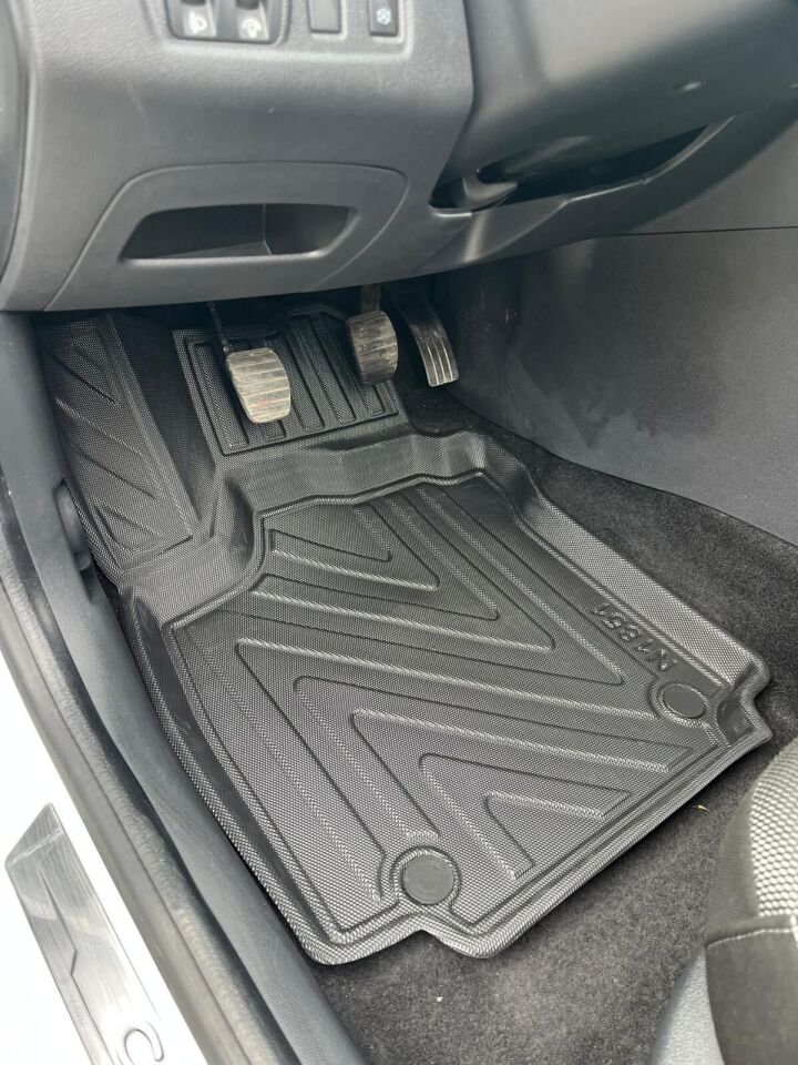 Renault Clio 4 Premium Havuzlu Oto Paspas 2012-2019 Arası Uyumlu