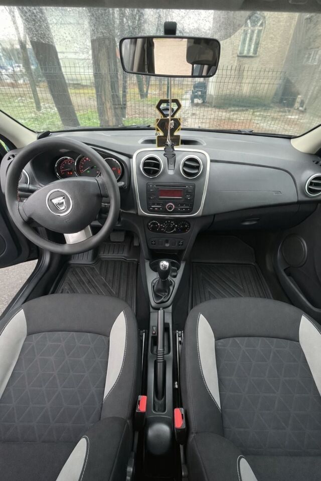 Dacia Sandero Premium Havuzlu Oto Paspas 2008-2020 Arası Uyumlu