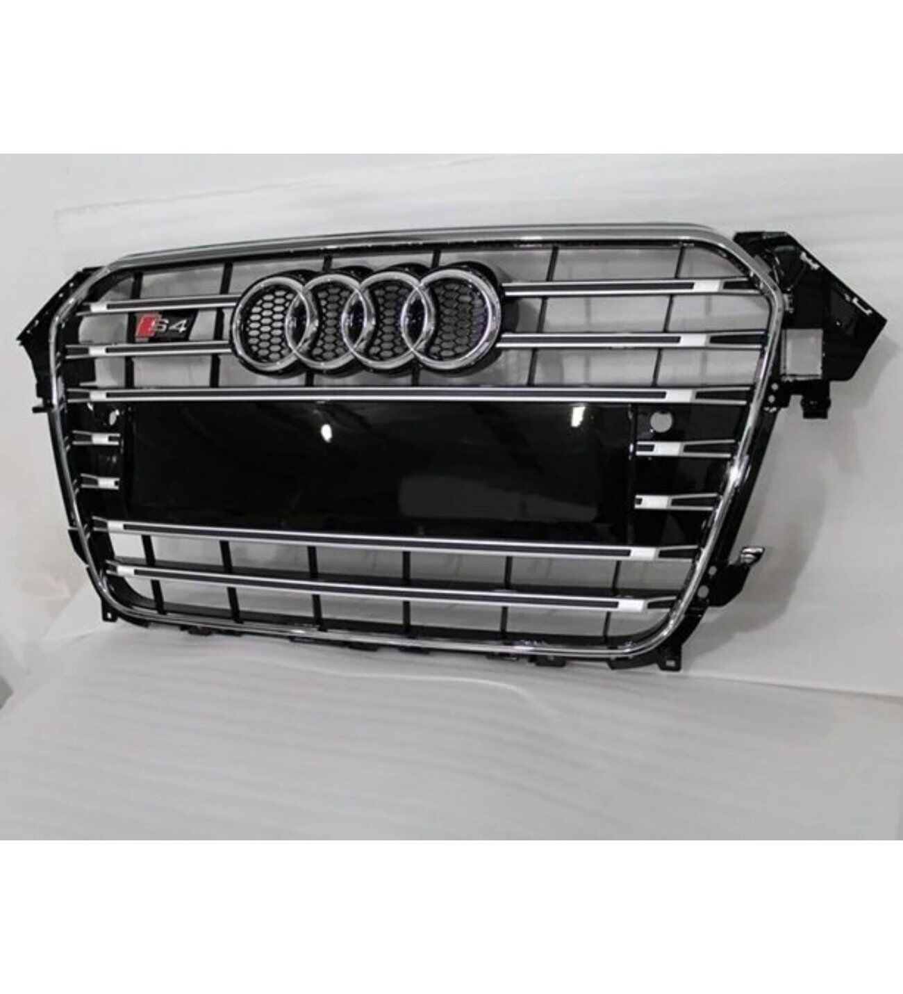 Audi A4 B8 Makyajlı S4 Ön Panjur Piano Black 2012-2015 Arası Uyumlu