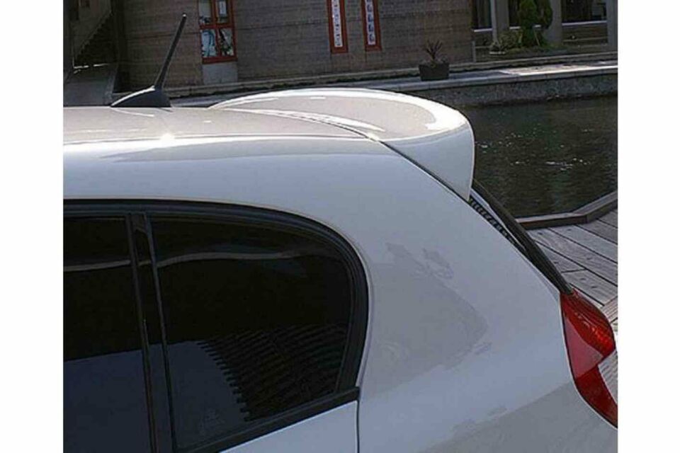 Bmw E81-E87 boyalı spoiler (Pianoblack) 2004-2011 arası