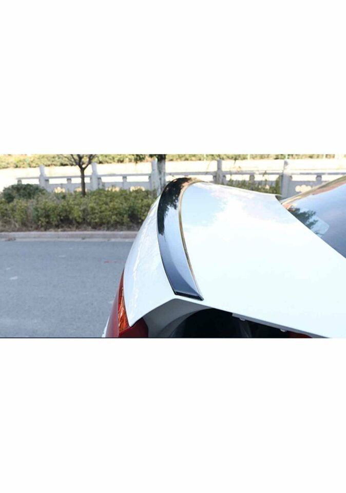 Vw Jetta boyalı spoiler (Pianoblack) 2012 sonrası