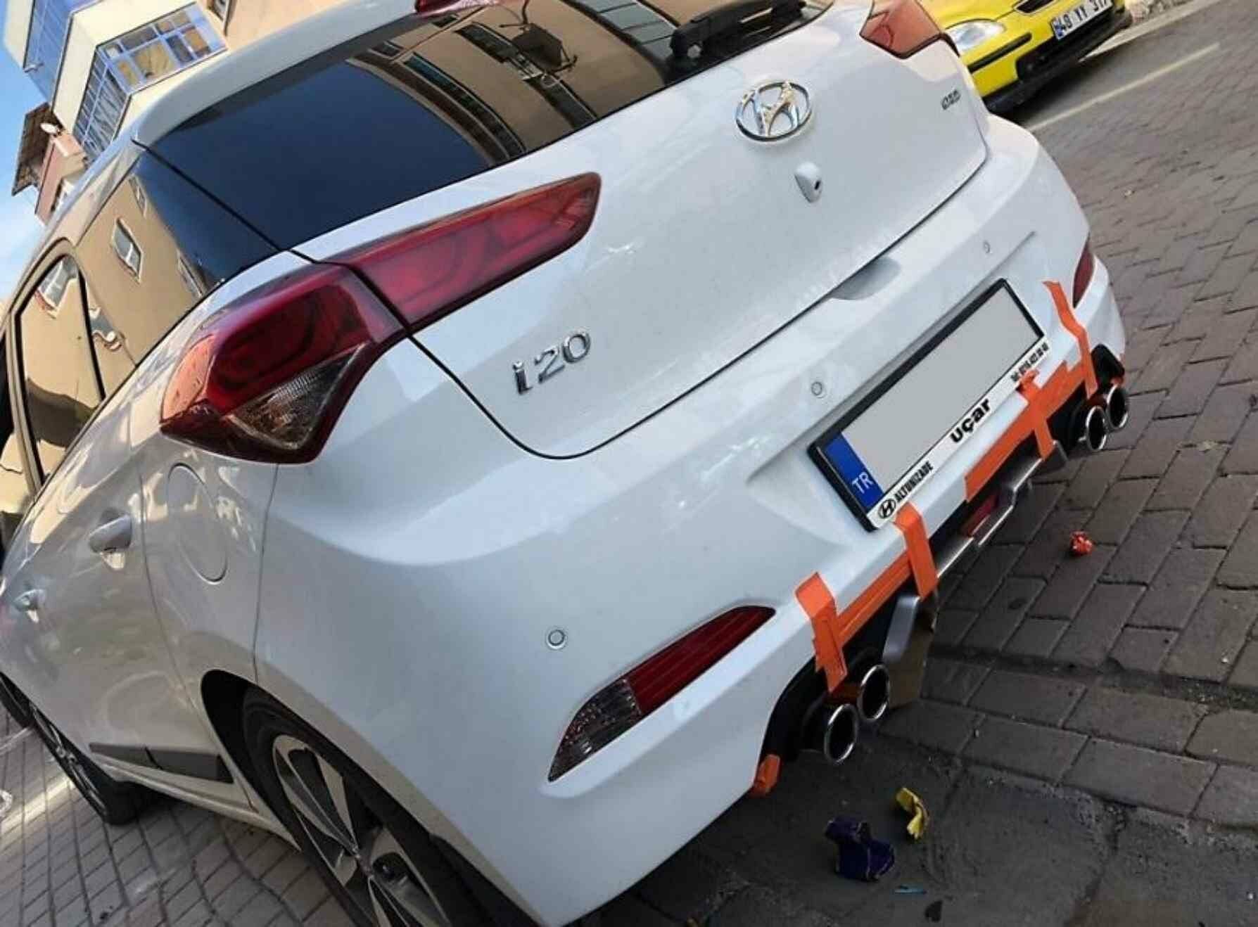 Hyundai i20 uyumlu üniversal difüzör Siyah 2015 sonrası